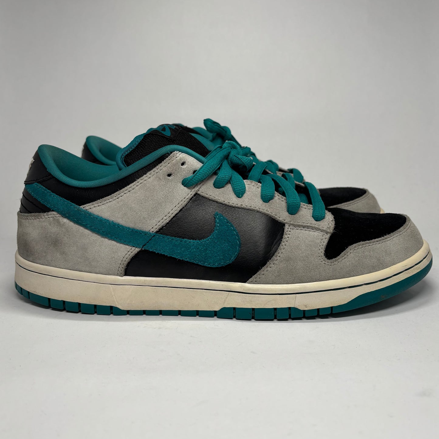 Nike SB Dunk Chrome Ball Used Dam Box