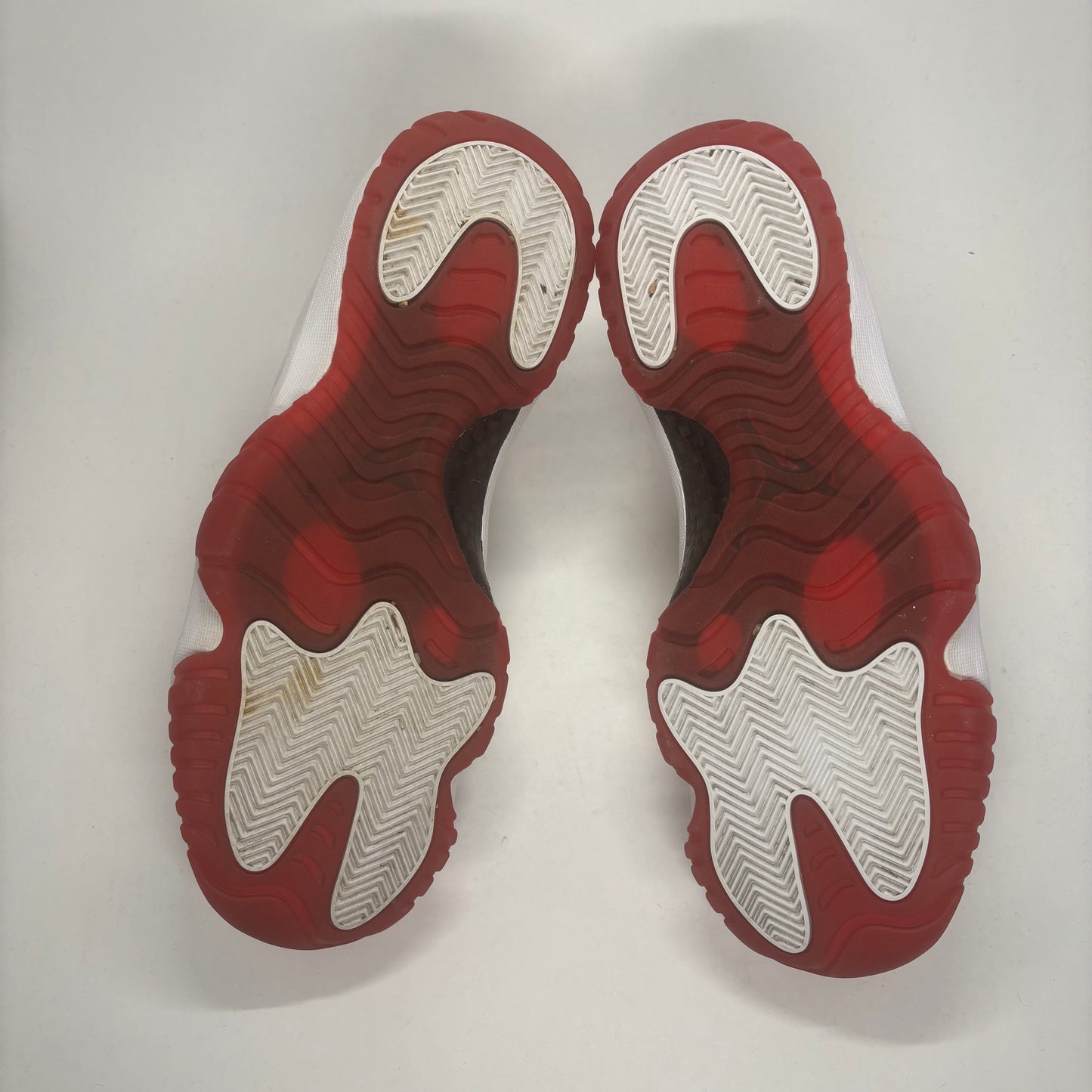 Jordan 11 Cherry Bottom Used