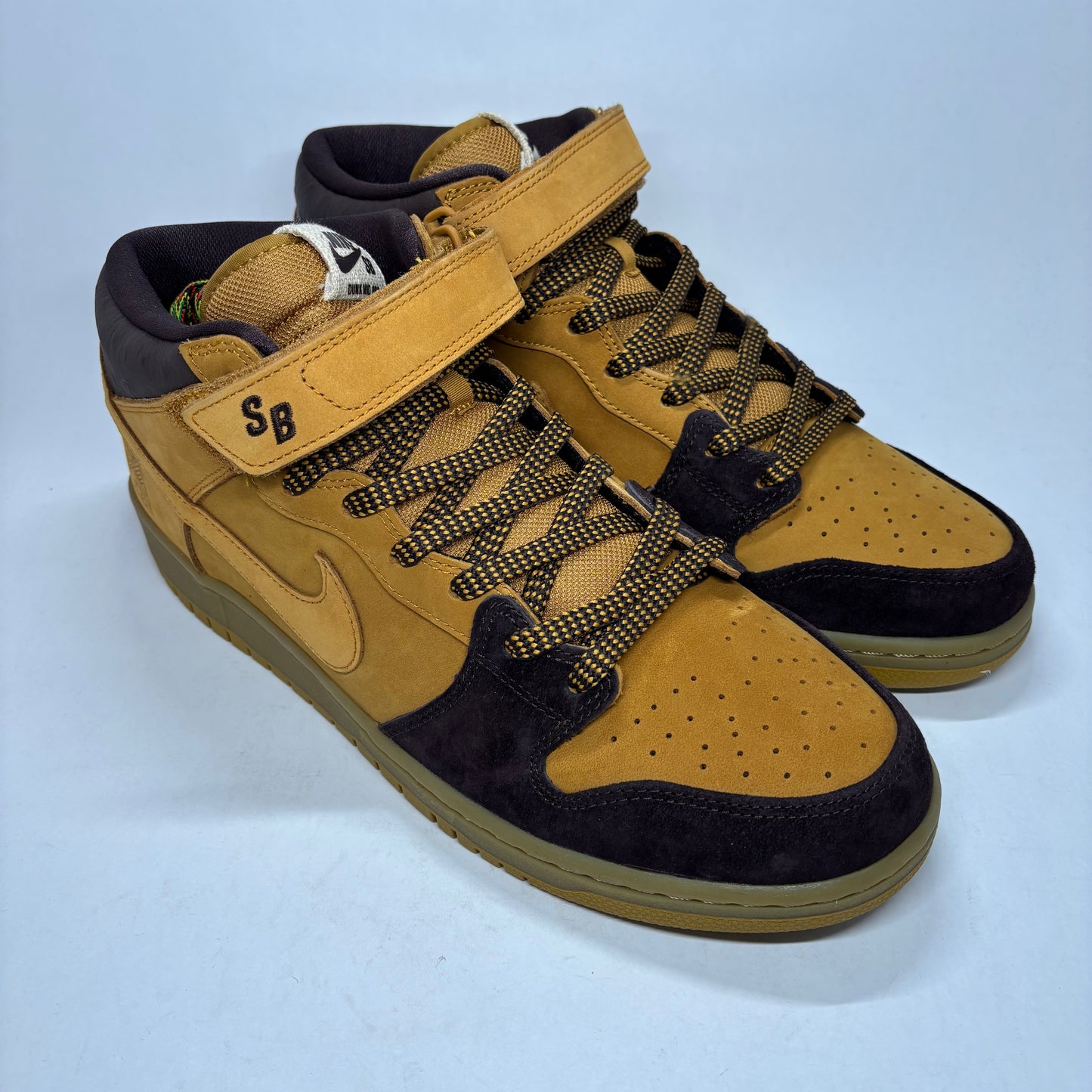 Nike SB Dunk Mid Lewis marnell DS