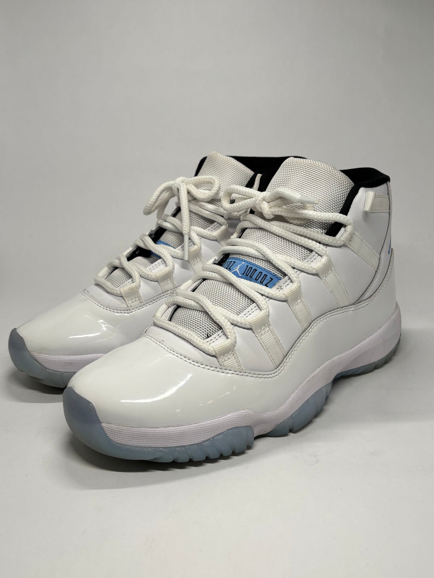 Jordan 11 Legend Blue Used No Box