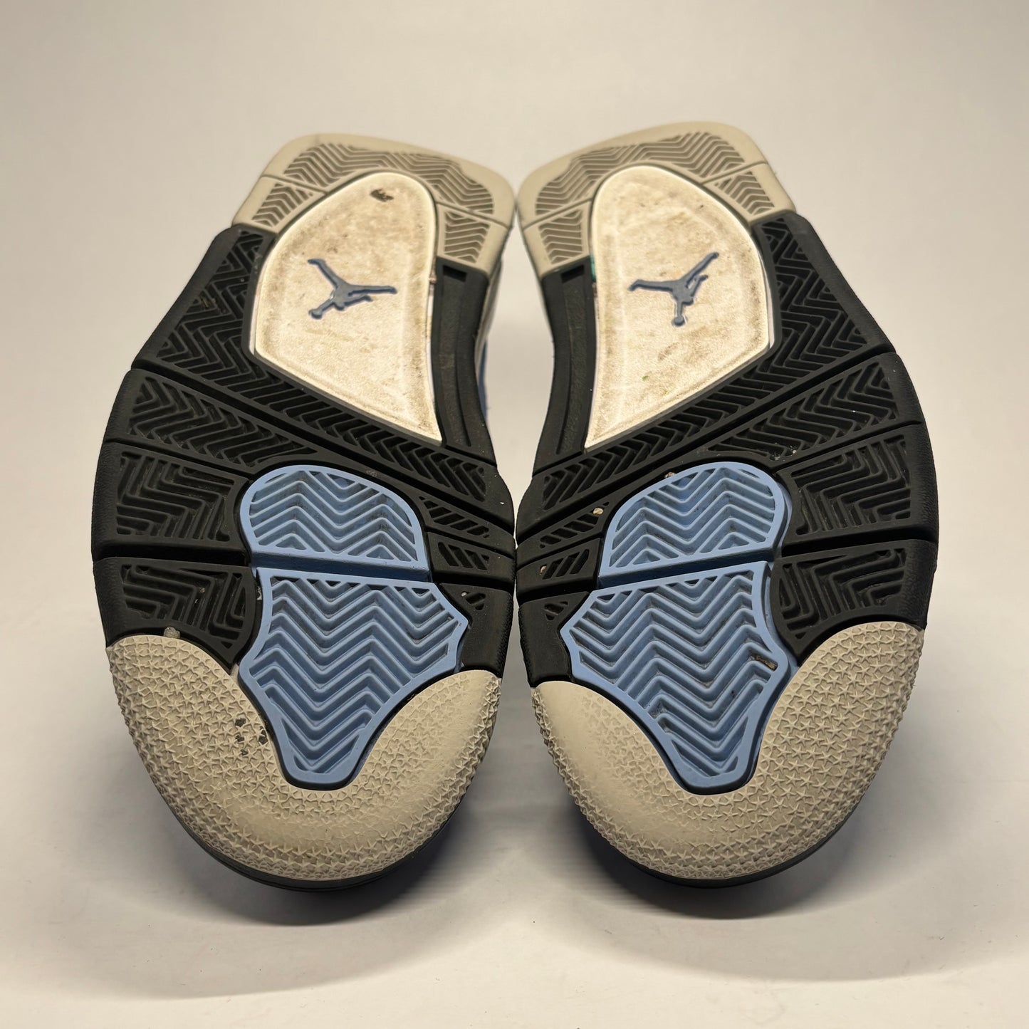 Jordan 4 Uni Blue Used
