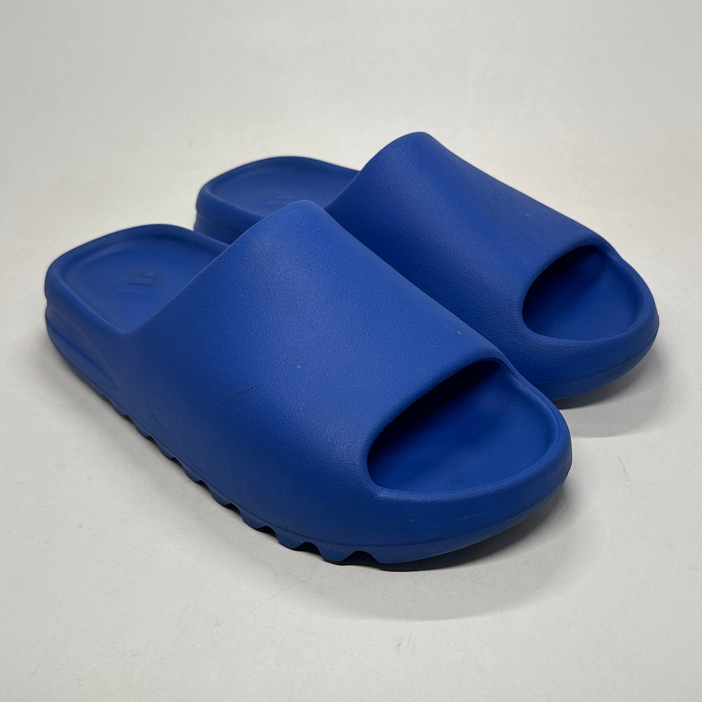 Yeezy  Slides Azure Used