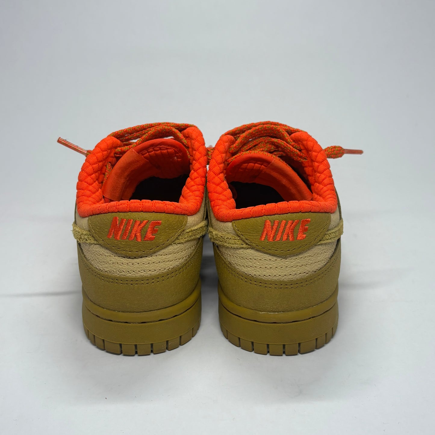 Nike Dunk Bronzine Picante Red Used