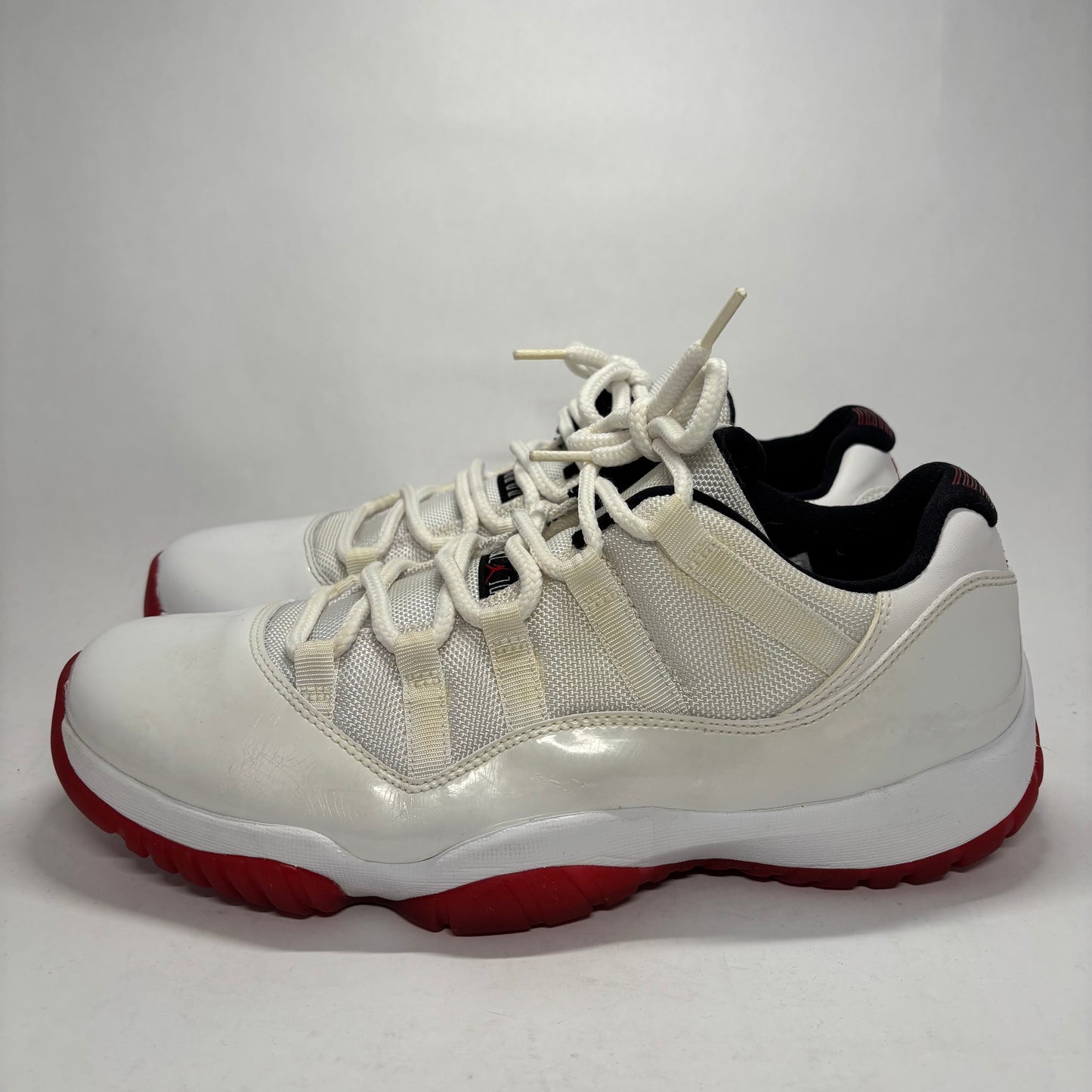 Jordan 11 Cherry Bottom Used