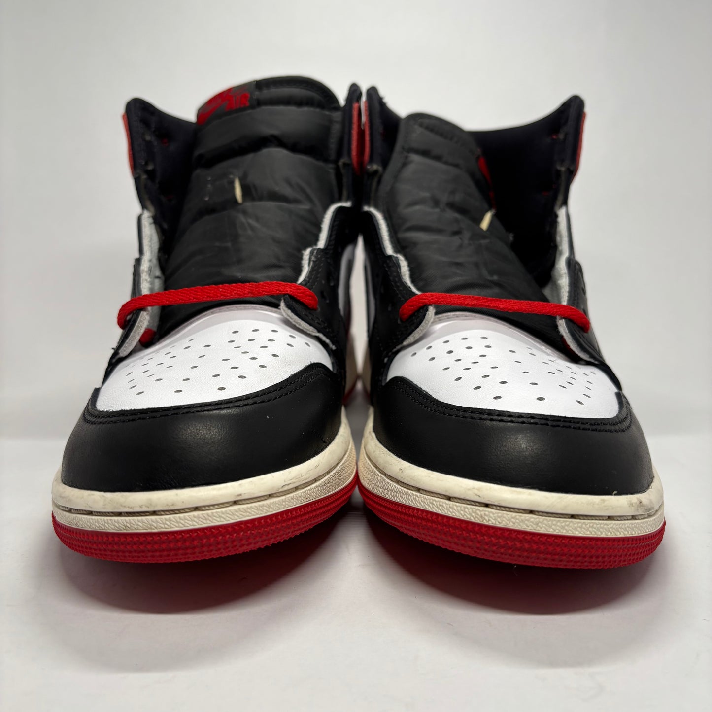 Jordan 1 Black Toe Reimagined Used