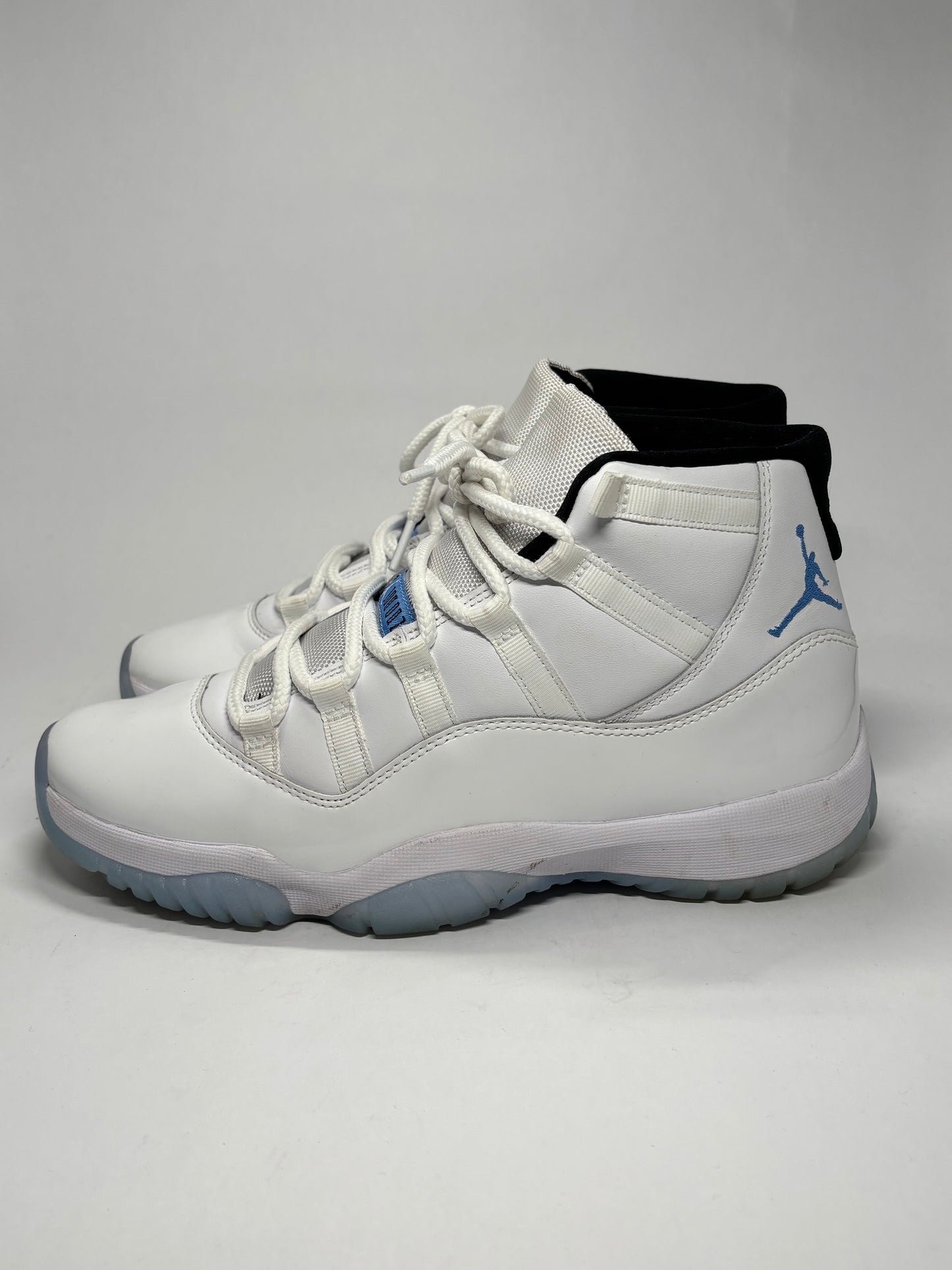 Jordan 11 Legend Blue Used No Box