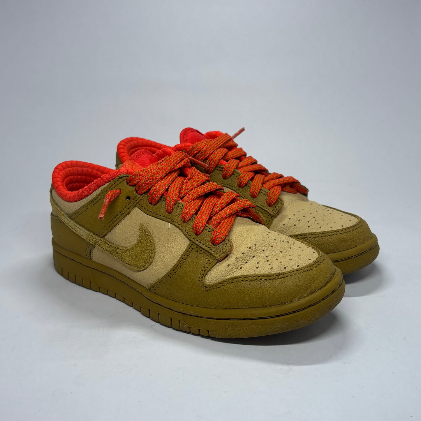 Nike Dunk Bronzine Picante Red Used
