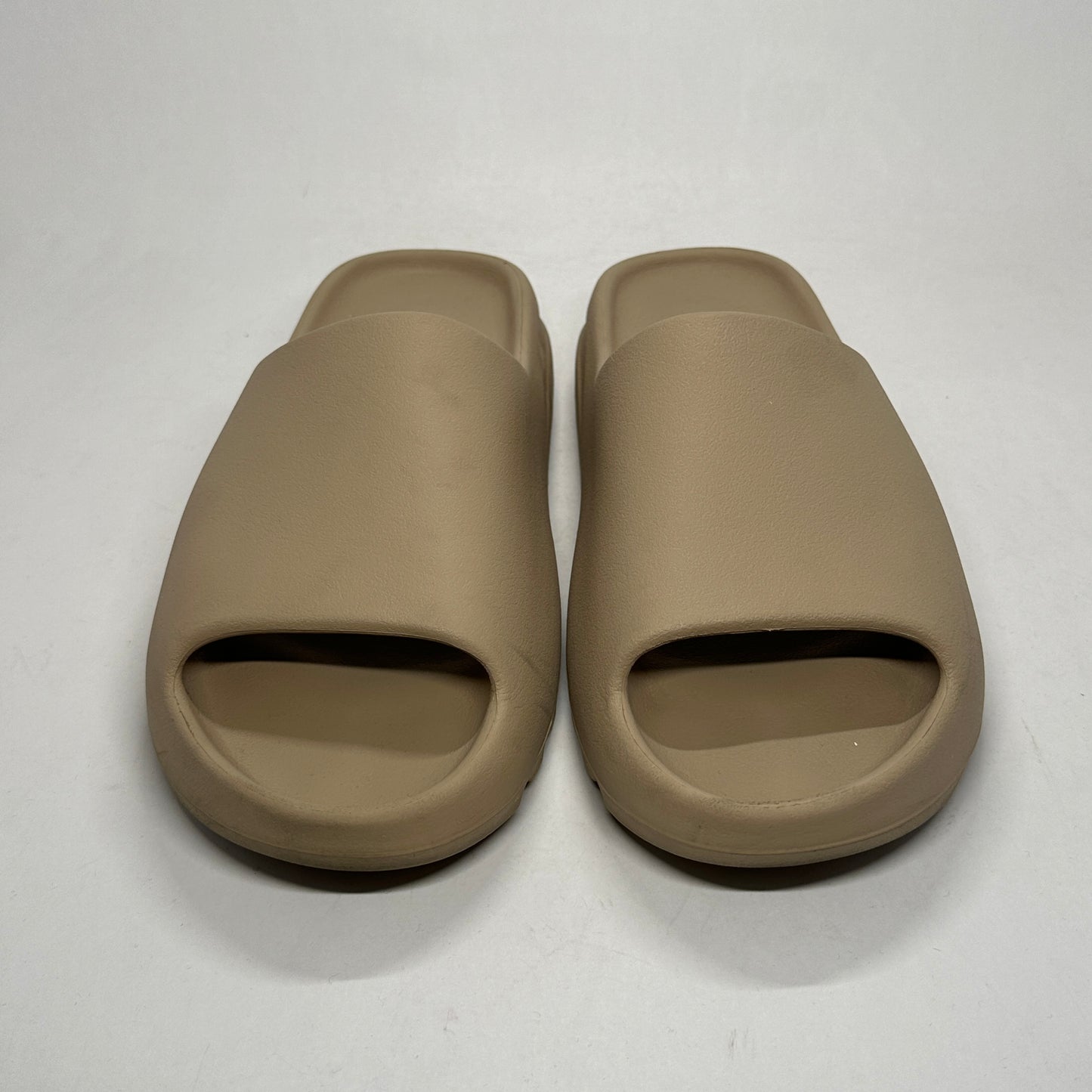 Yeezy  Slides Desert Sand Used No Box