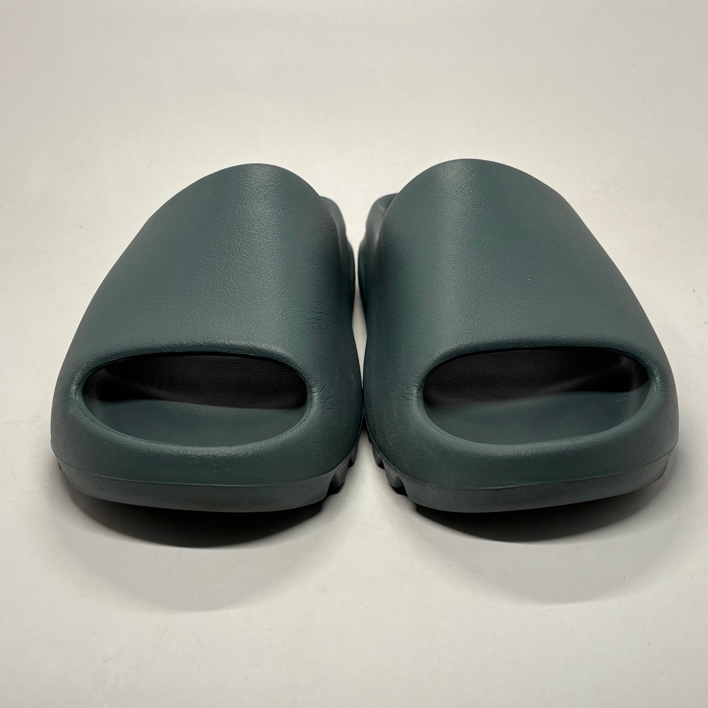 Yeezy Slate Marine Used