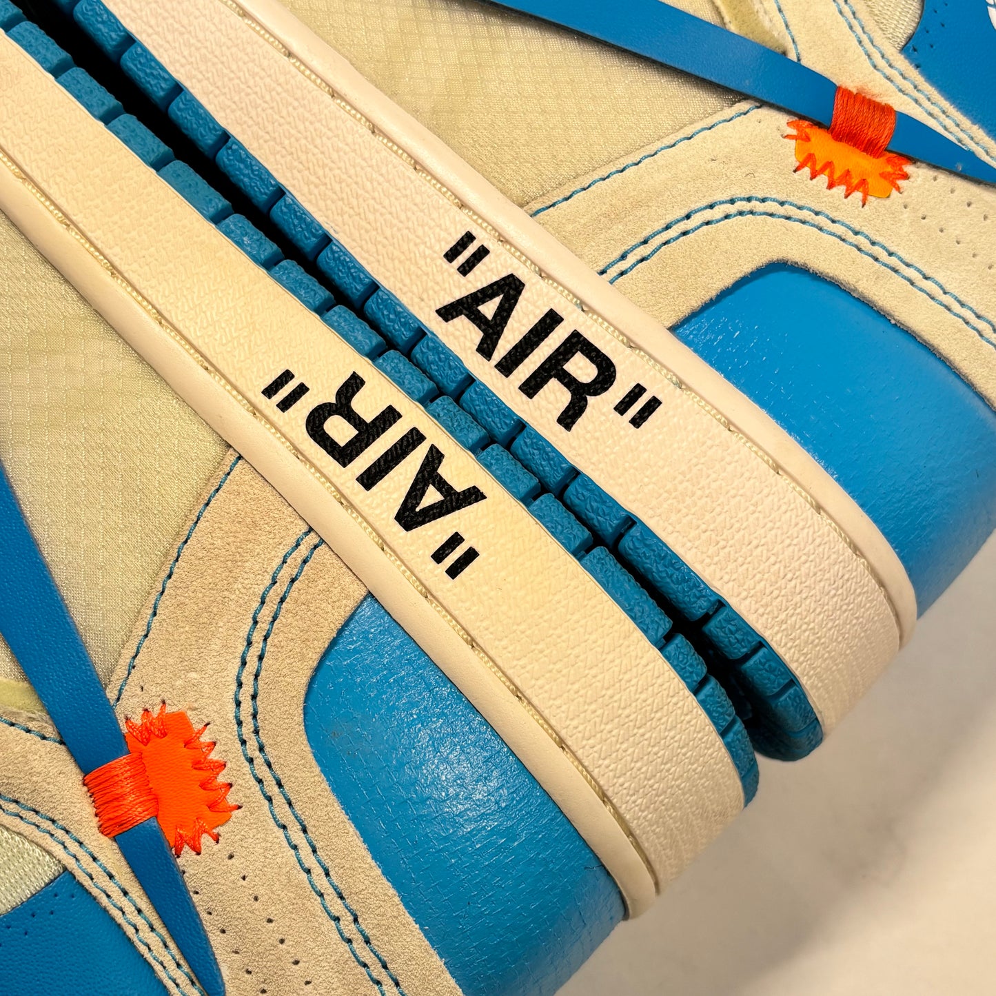 Jordan 1 Off-White UNC Used