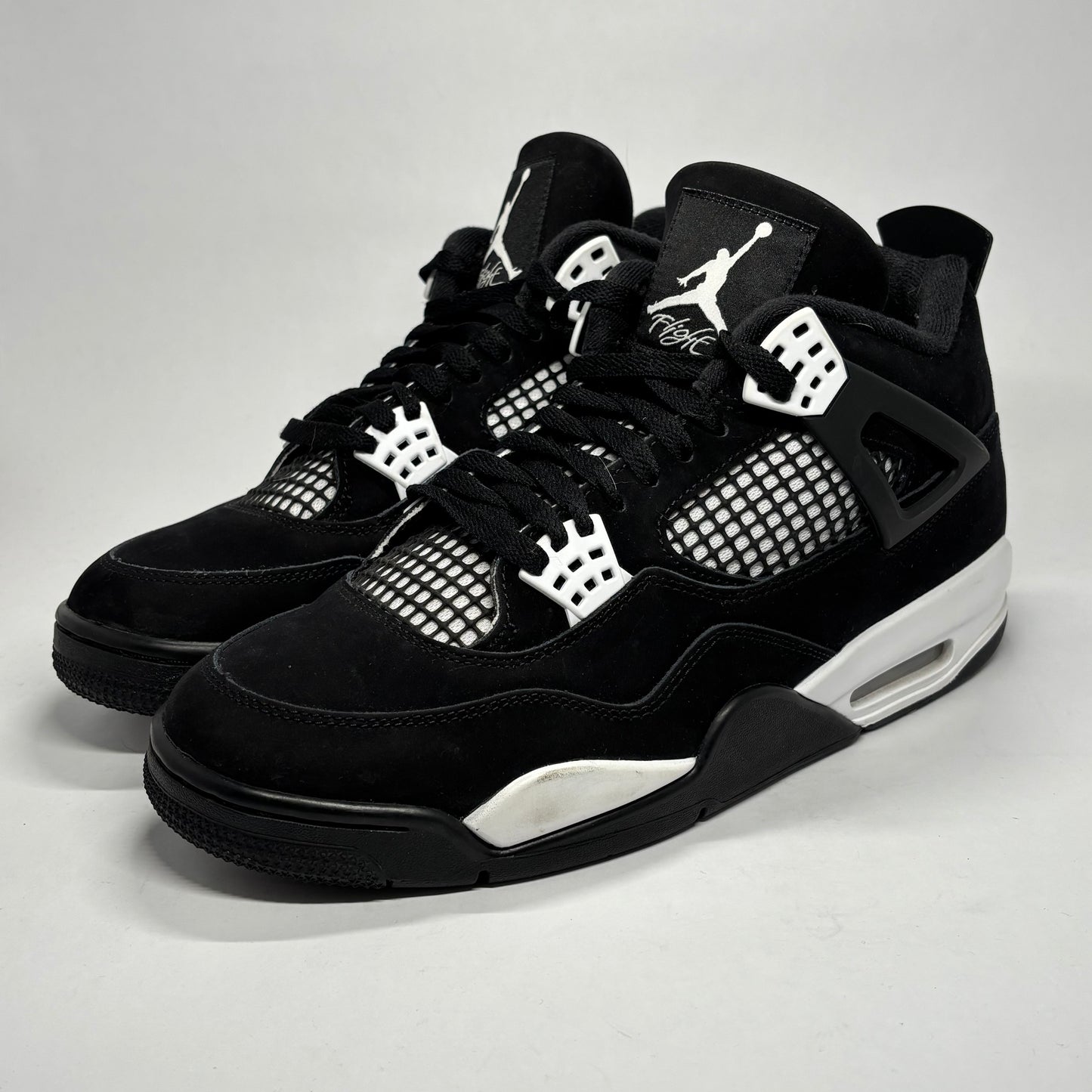 Jordan 4 White Thunder Used
