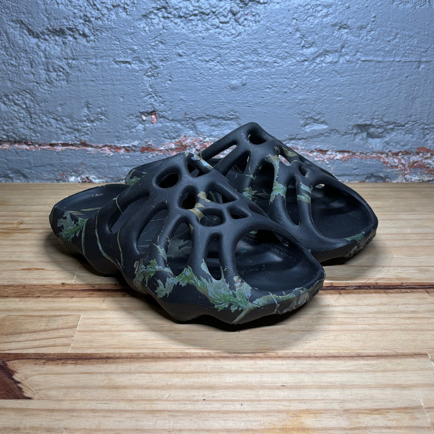 Potato Crab Slide Sz 6