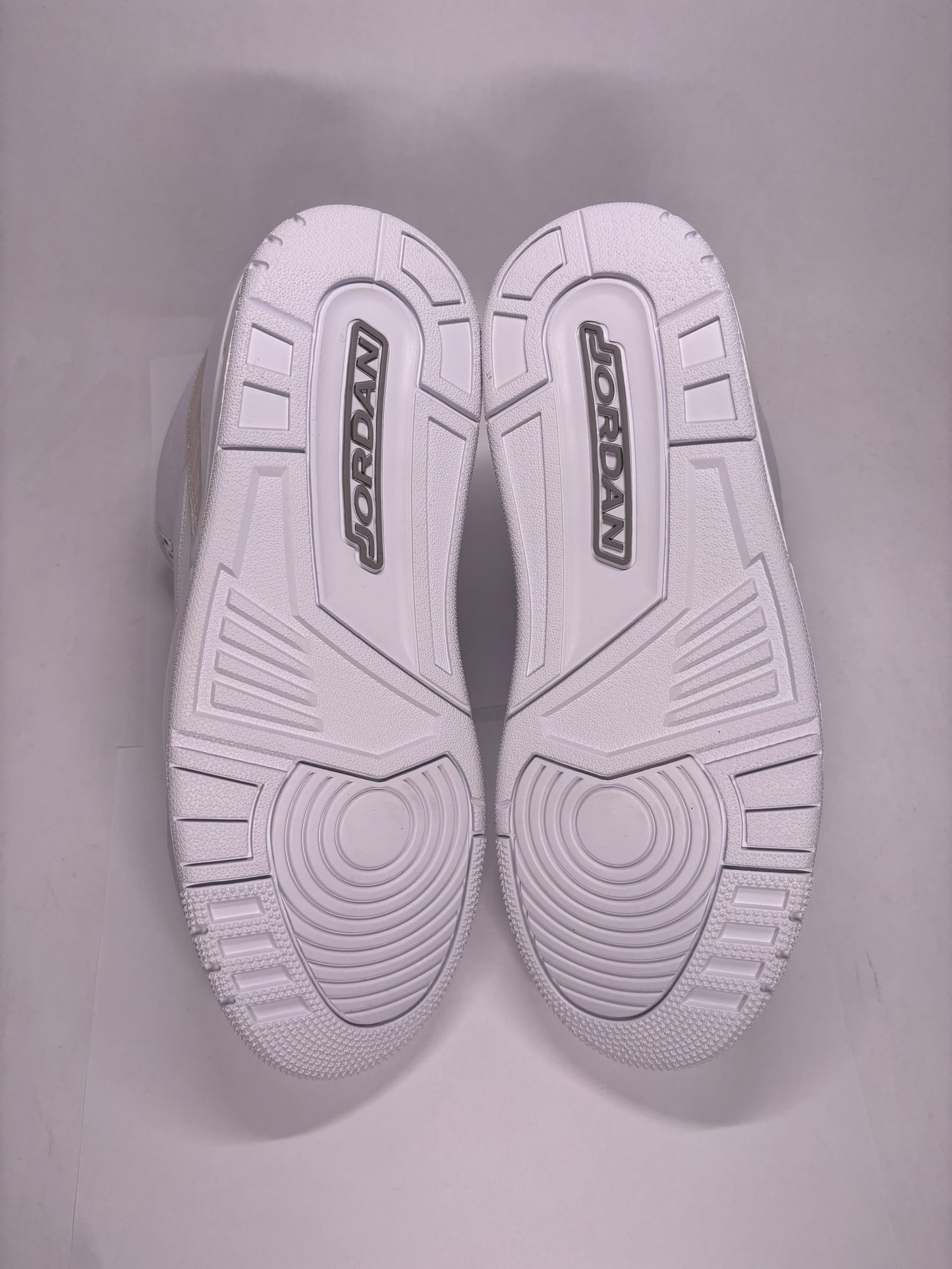 Jordan 3 Pure Money DS