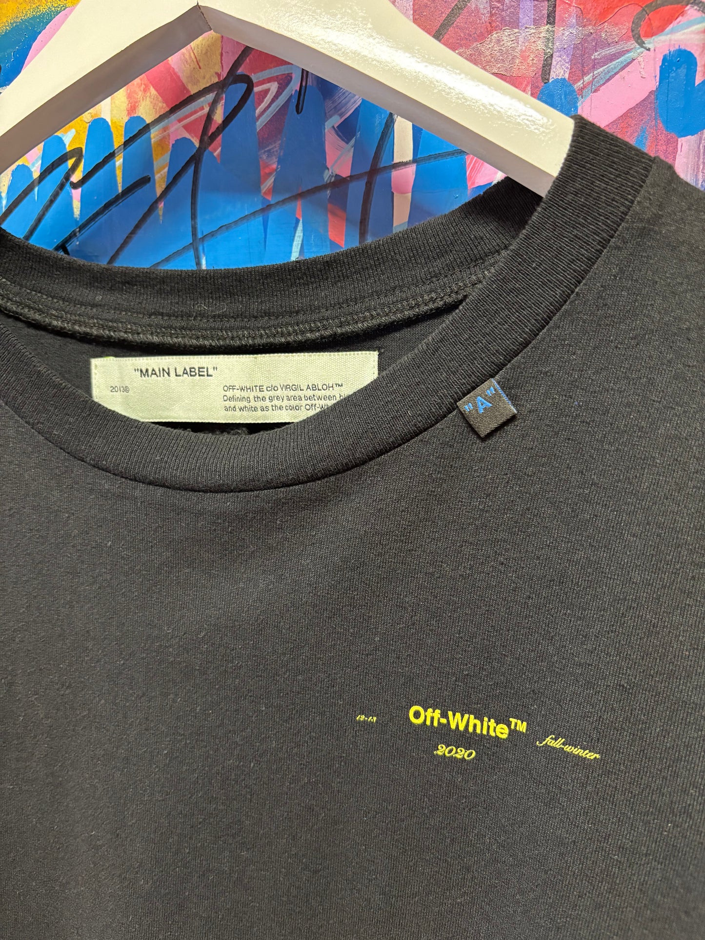Off-White Yellow Arrow XL