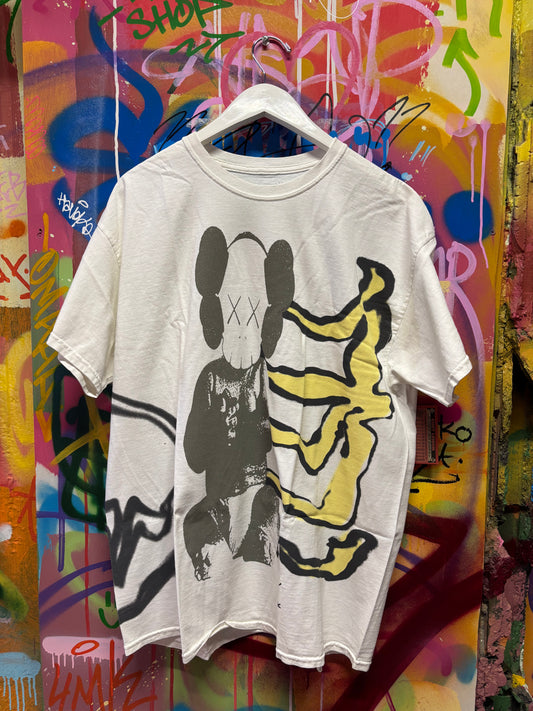 CJ+KAWS For Fragment Tee New