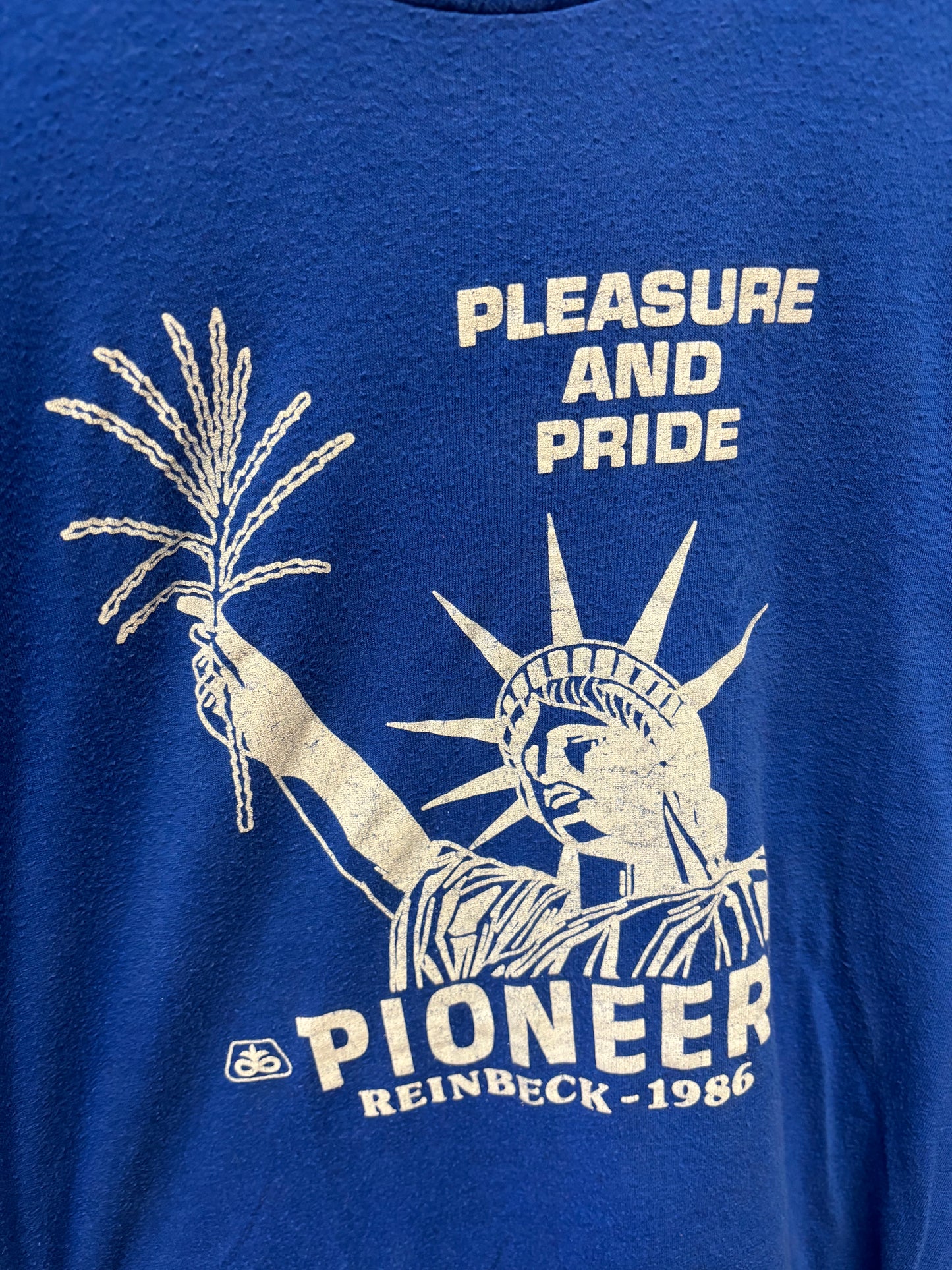 vtg Pioneer Statue of Liberty Tee XL