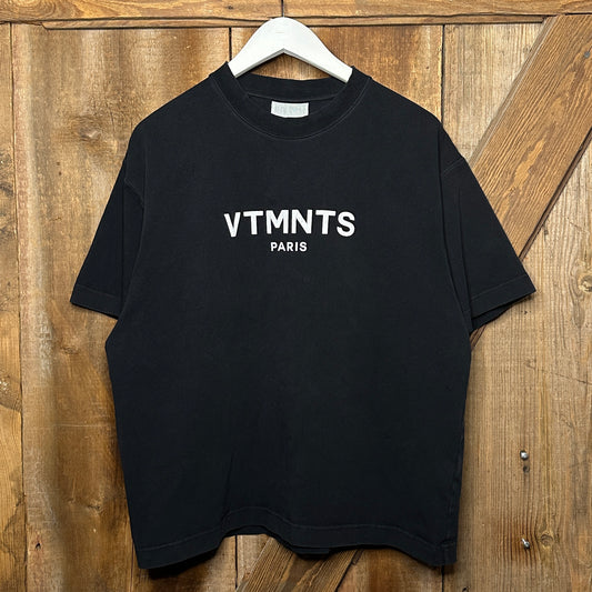 Vetements Logo Tee