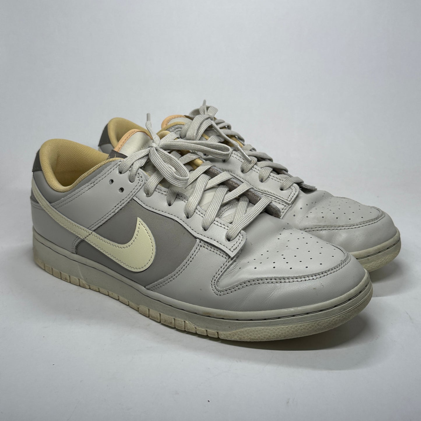 Nike Dunk Light Bone/Wild Mango Used No Box