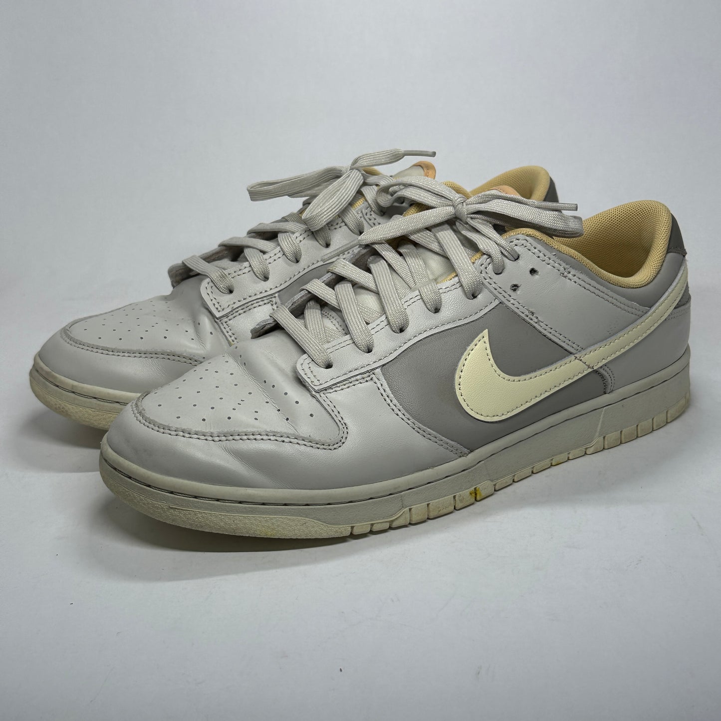 Nike Dunk Light Bone/Wild Mango Used No Box