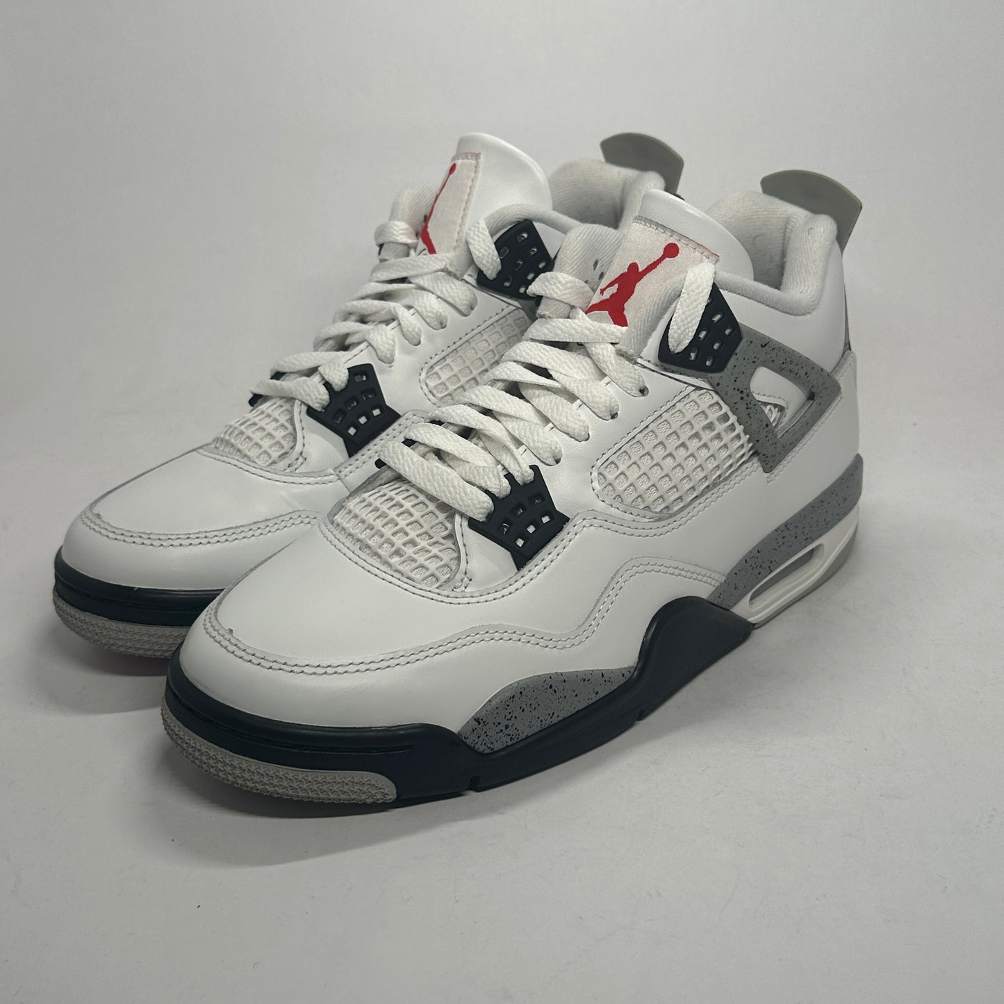 Jordan 4  White Cement  Used
