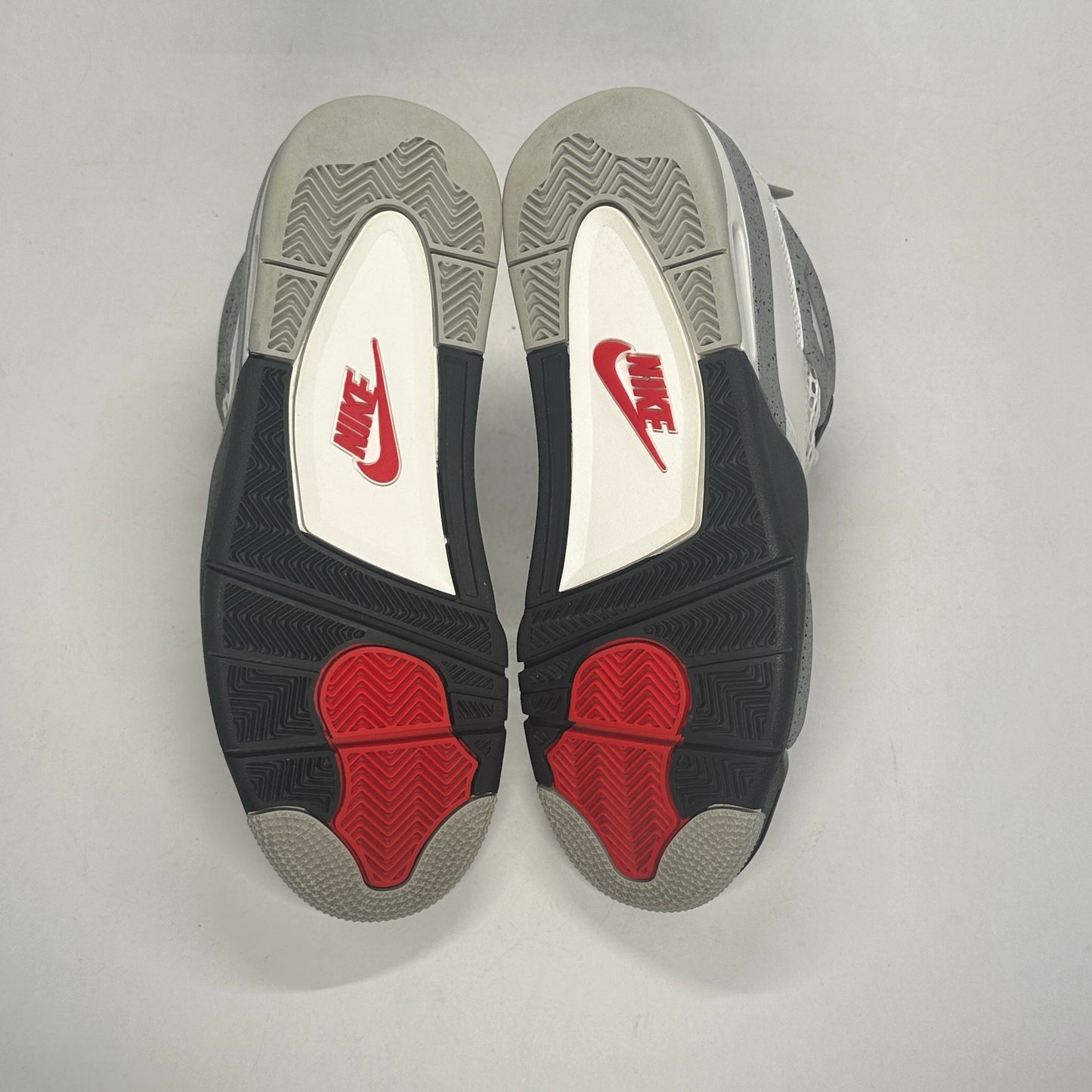 Jordan 4  White Cement  Used