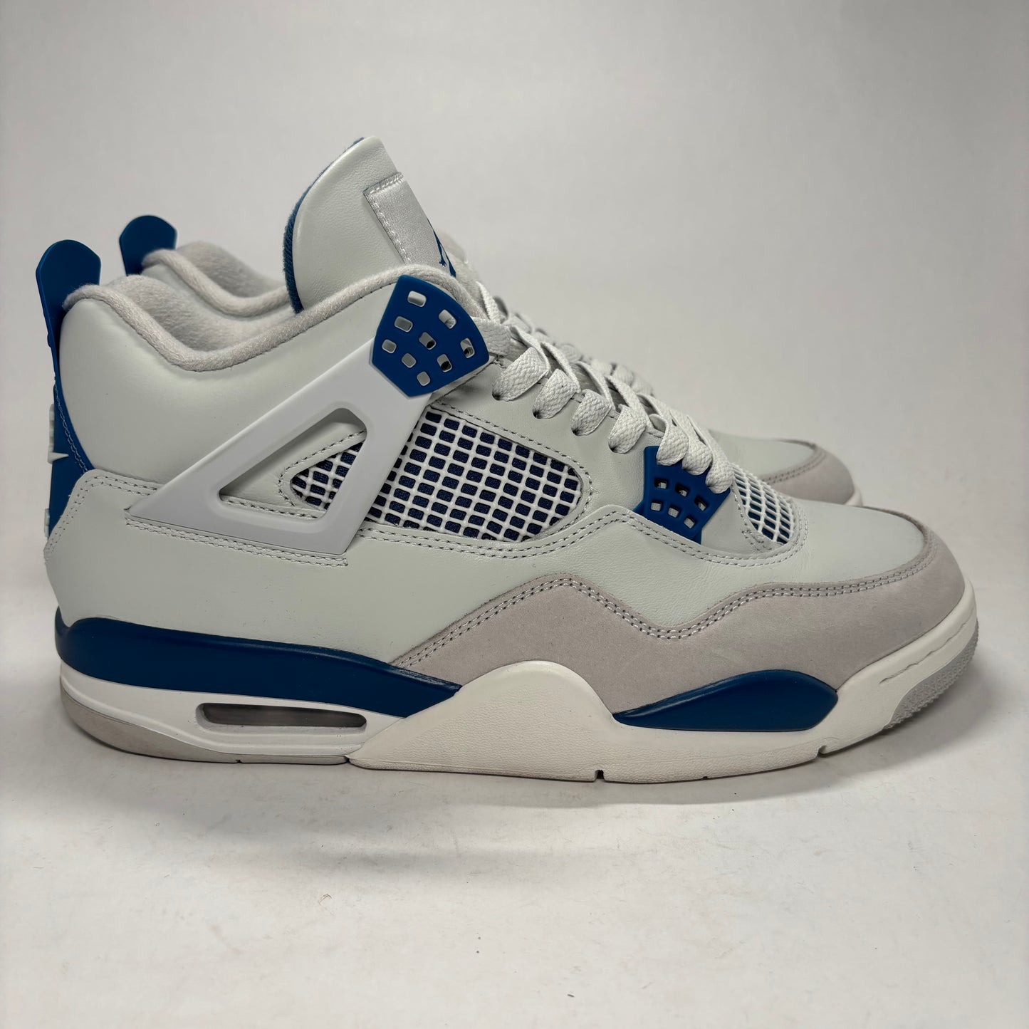 AJ4 Military Blue Used