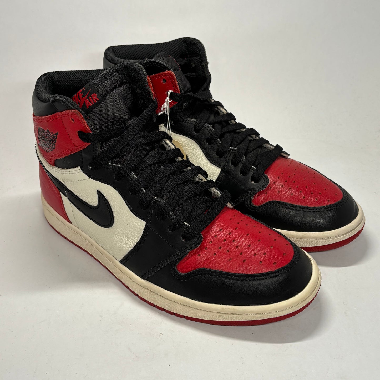 Jordan 1  Bred Toe  Used