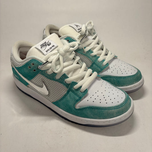 Nike SB April Skateboards