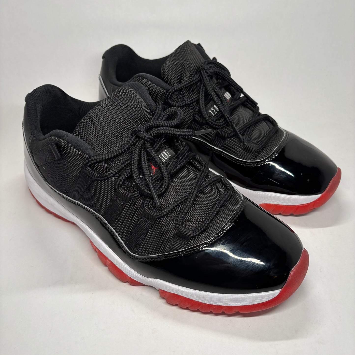 Jordan 11 Low Bred Used