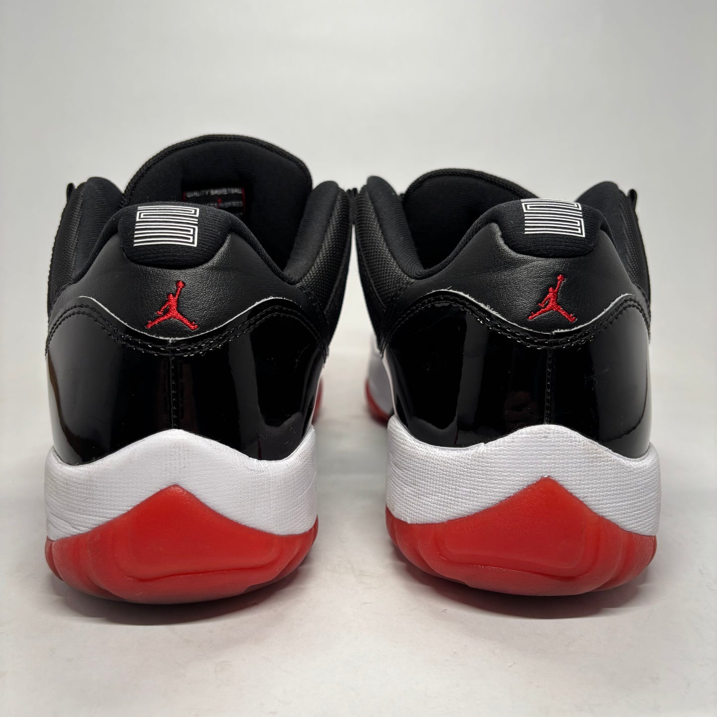Jordan 11 Low Bred Used