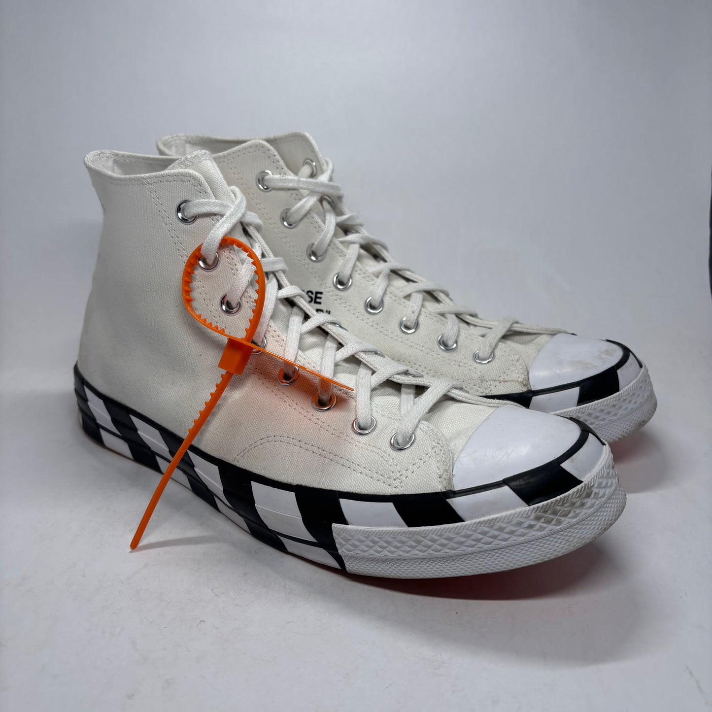 Converse Chuck Taylor Off-White Sz 11.5
