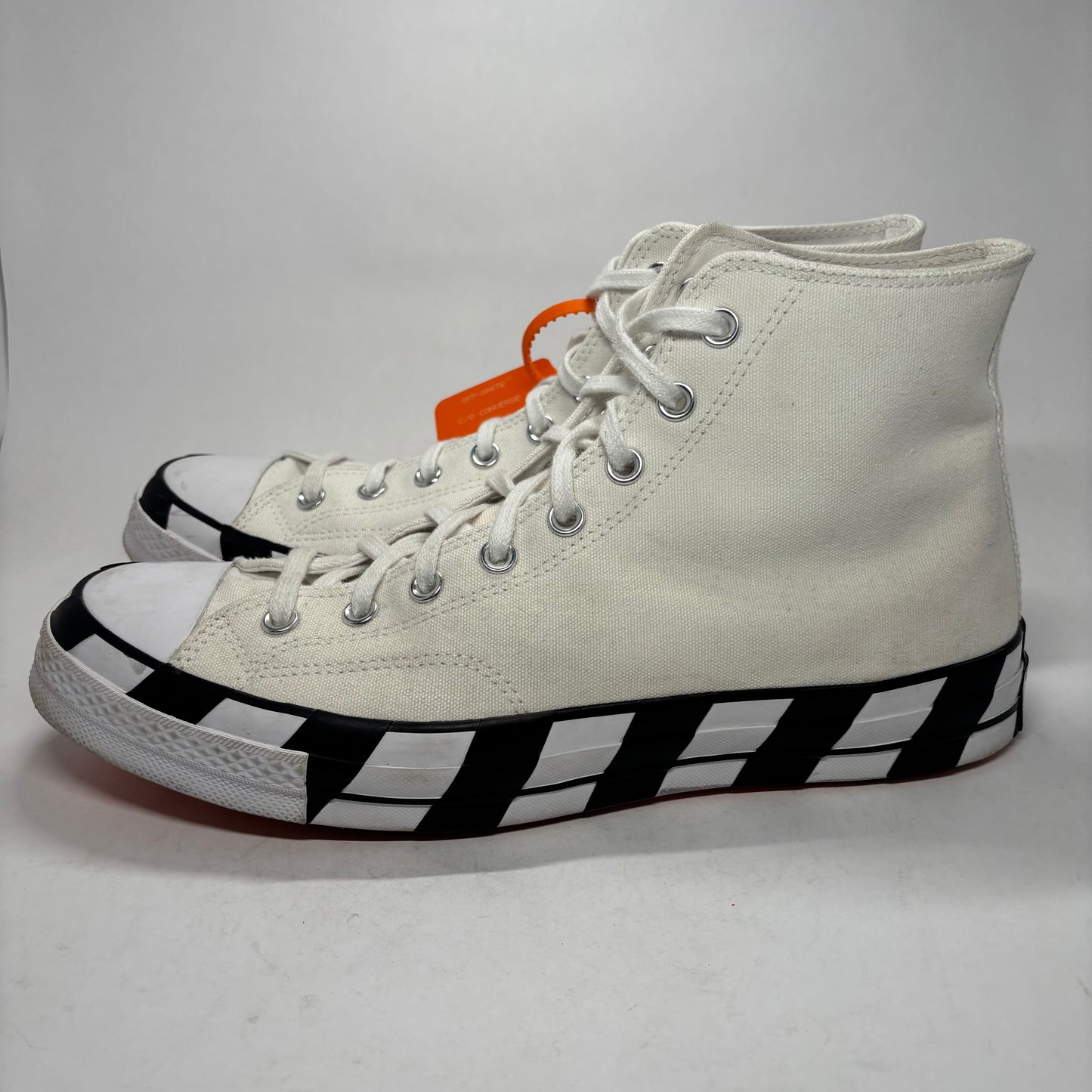 Converse Chuck Taylor Off-White Sz 11.5