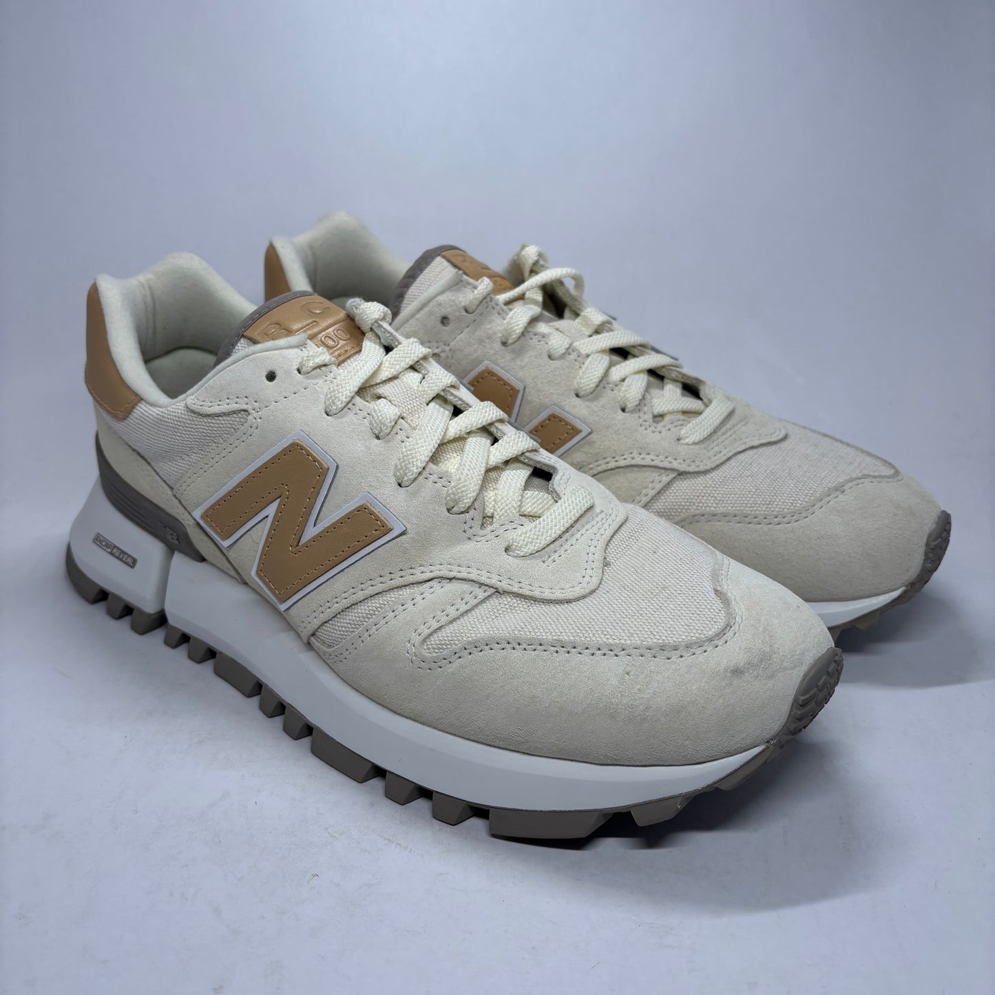 New Balance  Kith Malibu MS 1300 Used Box