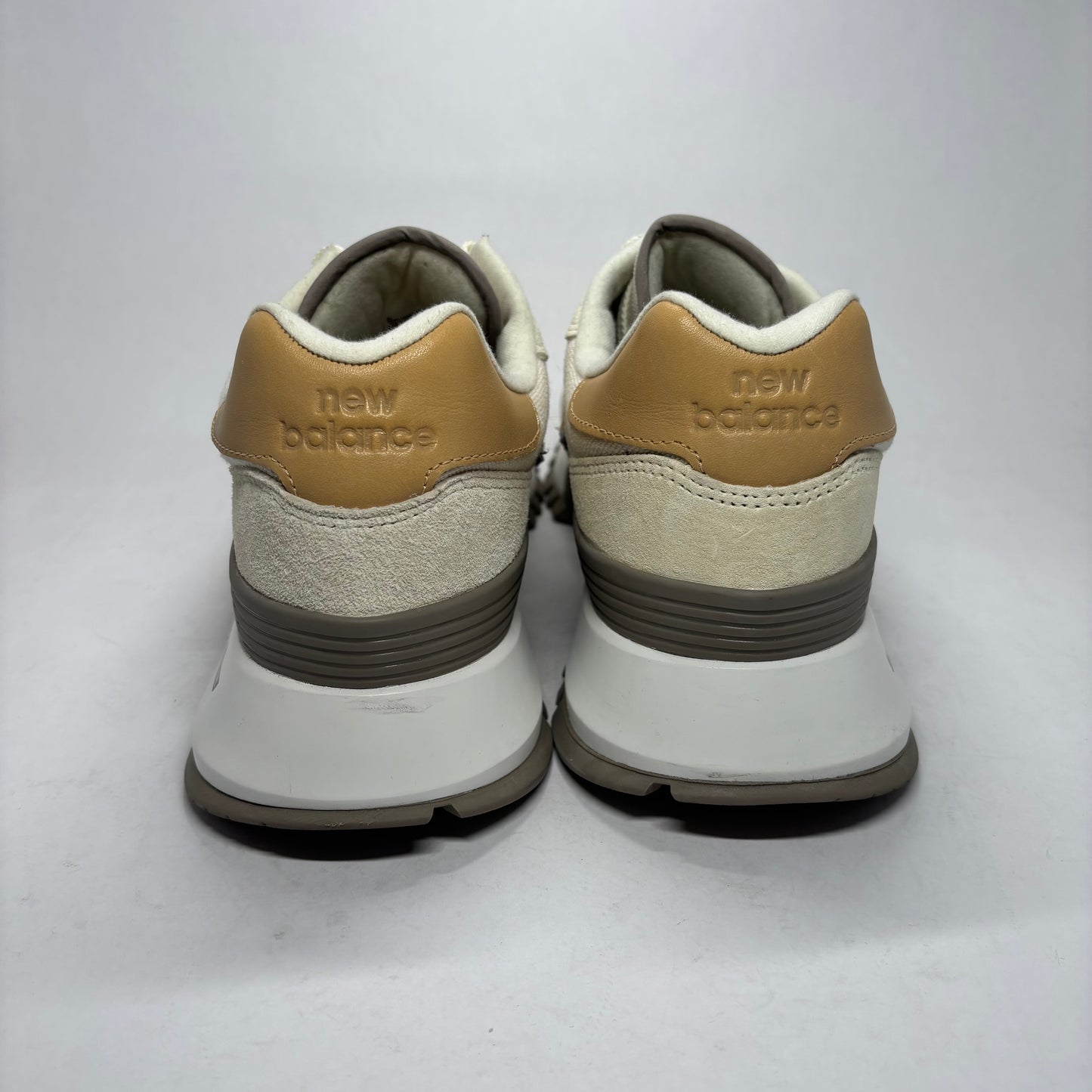 New Balance  Kith Malibu MS 1300 Used Box