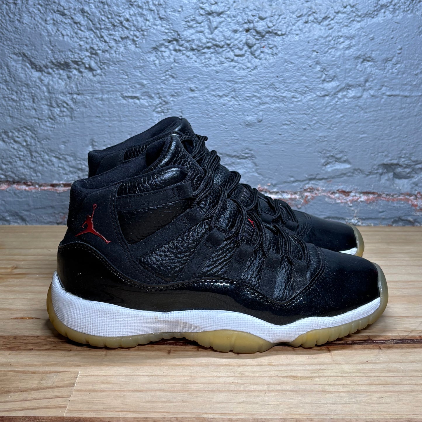 Jordan 11 72-10 Used