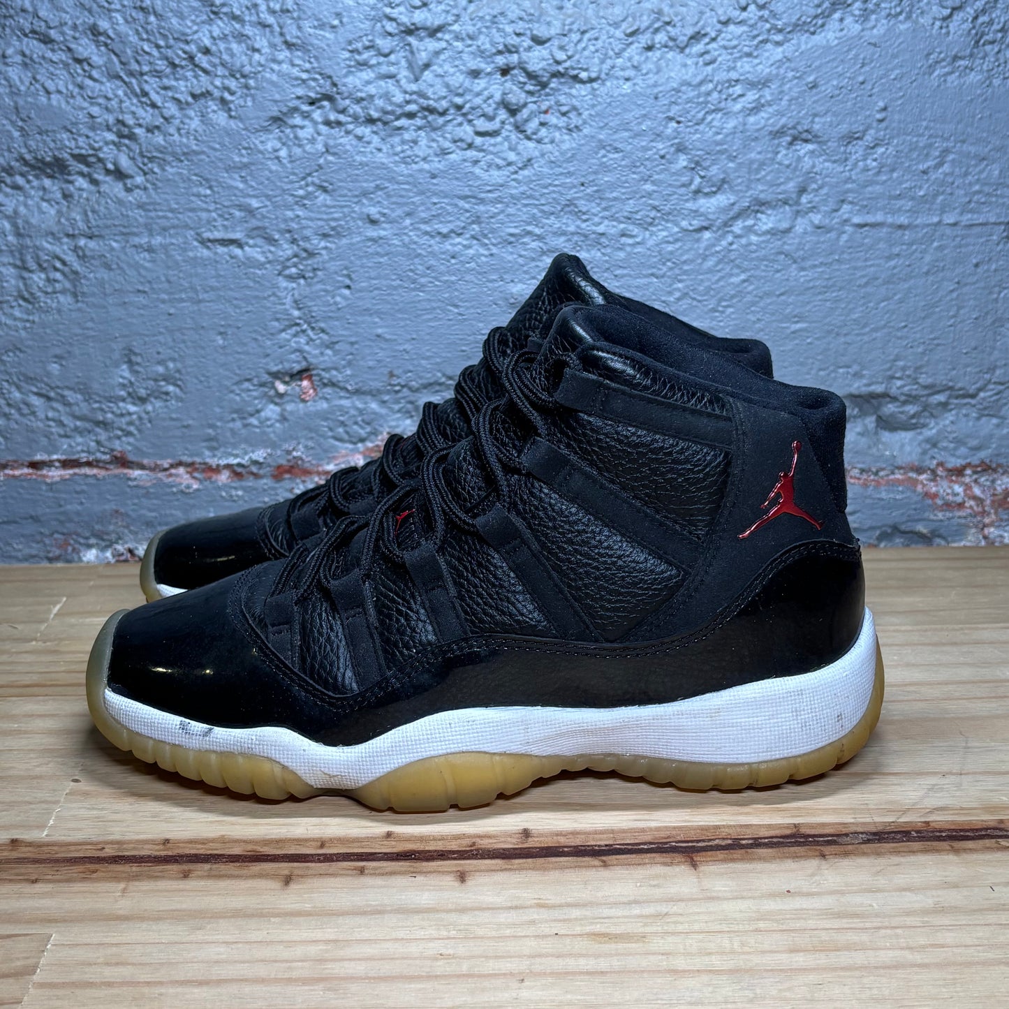 Jordan 11 72-10 Used